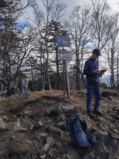 牛奥ノ雁ヶ腹摺山山頂