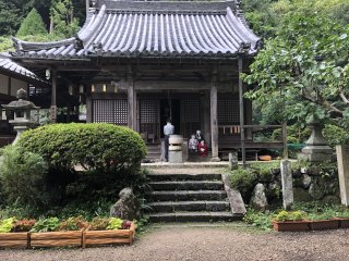 観音寺本堂